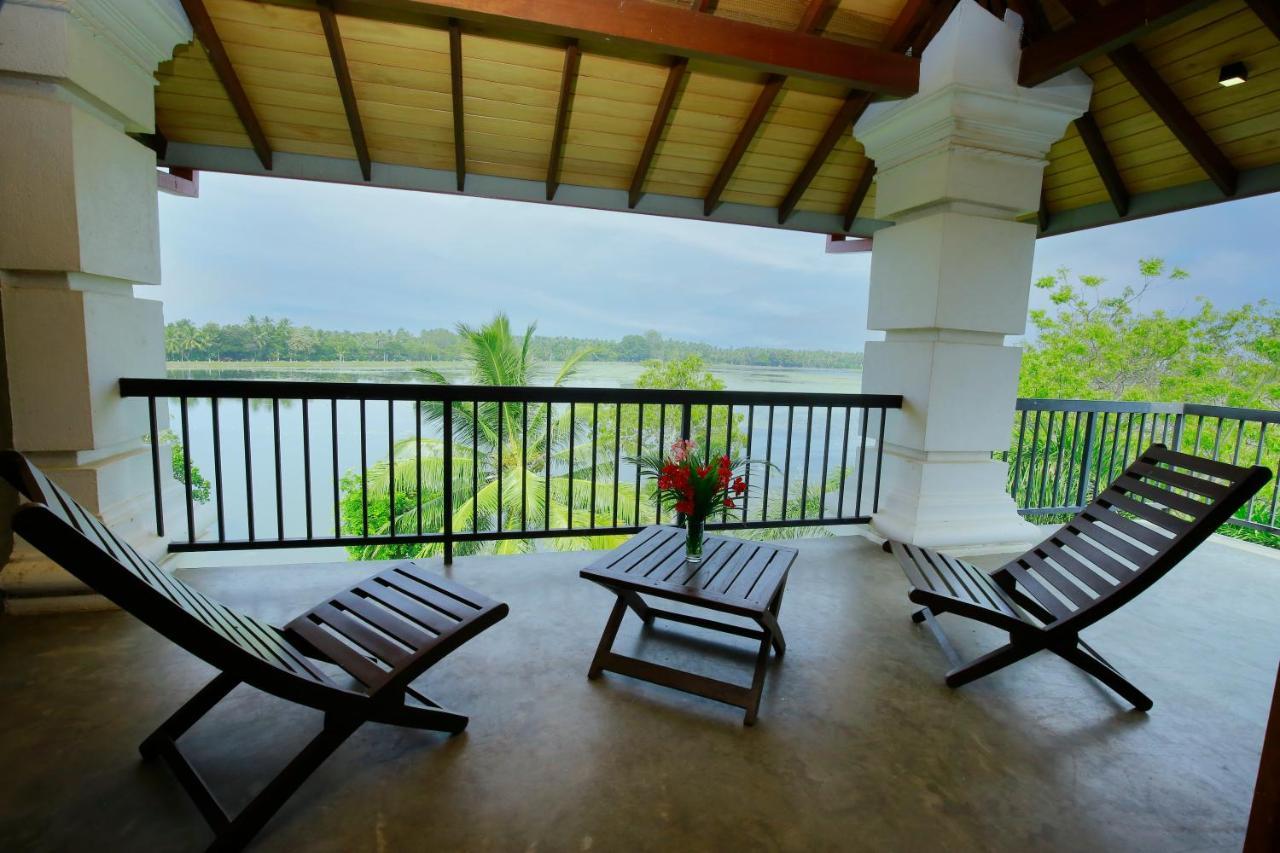 Diya Dahara Lake Resort Yala Exteriér fotografie