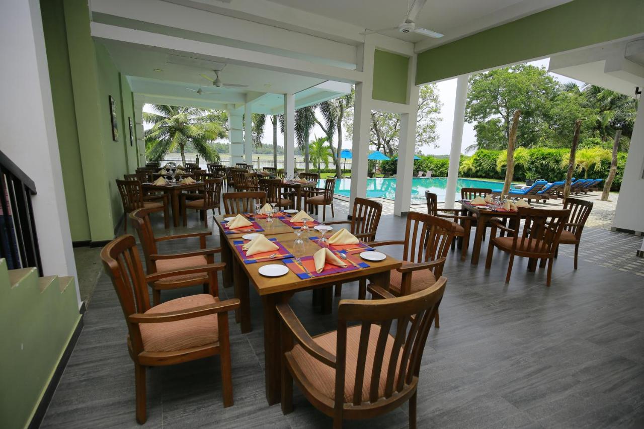 Diya Dahara Lake Resort Yala Exteriér fotografie