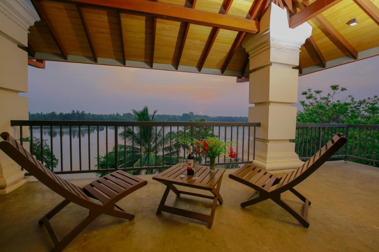 Diya Dahara Lake Resort Yala Exteriér fotografie