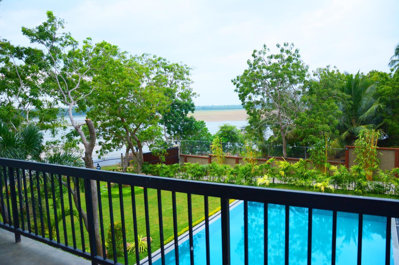 Diya Dahara Lake Resort Yala Exteriér fotografie