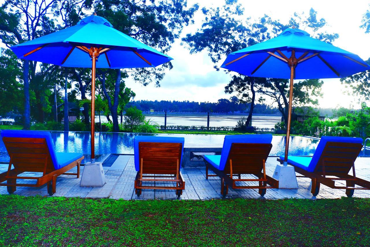 Diya Dahara Lake Resort Yala Exteriér fotografie